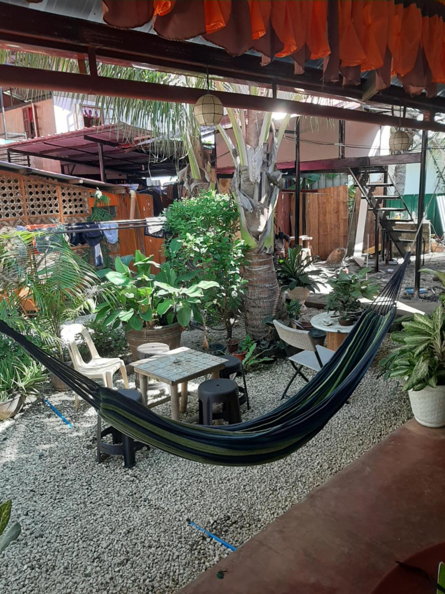 Adrianas Place Backpackers Hostel Panglao Exterior photo